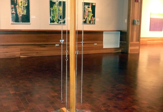 Life leashes